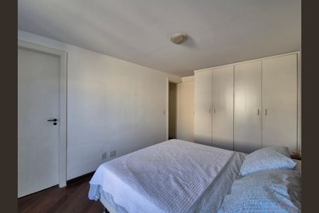 Apartamento à venda com 174m², 3 quartos e 2 vagasSuíte