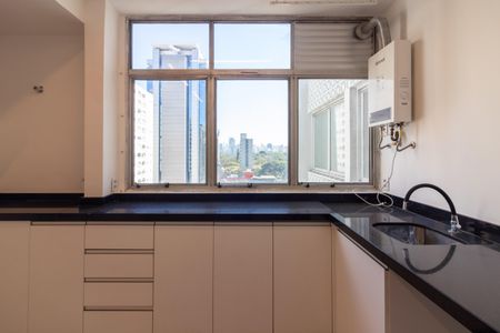 Apartamento para alugar com 90m², 2 quartos e 1 vagaÁrea de Serviço
