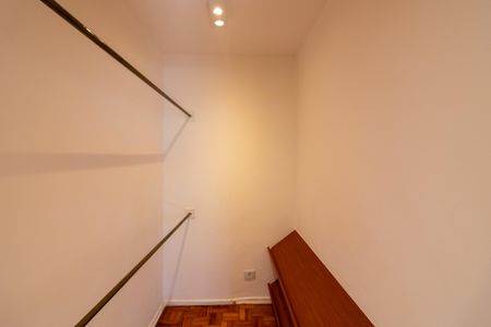 Apartamento para alugar com 90m², 2 quartos e 1 vagaCloset da suíte