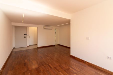 Sala de apartamento para alugar com 2 quartos, 90m² em Vila Nova Conceição, São Paulo