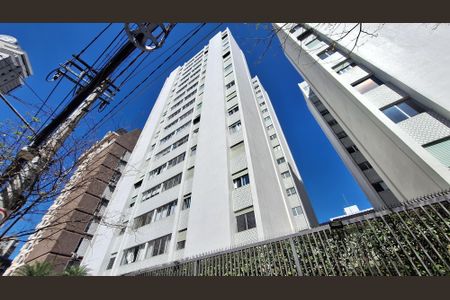 Apartamento para alugar com 90m², 2 quartos e 1 vagaFachada
