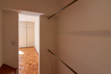 Apartamento para alugar com 90m², 2 quartos e 1 vagaCloset da suíte