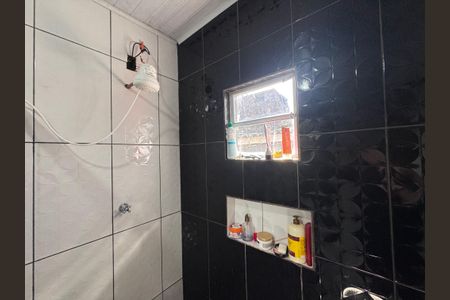 Casa à venda com 90m², 2 quartos e 2 vagasBanheiro