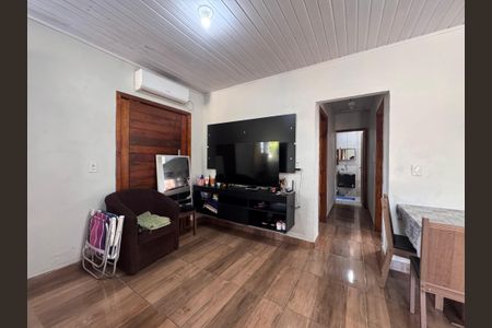 Casa à venda com 90m², 2 quartos e 2 vagasSala/Cozinha