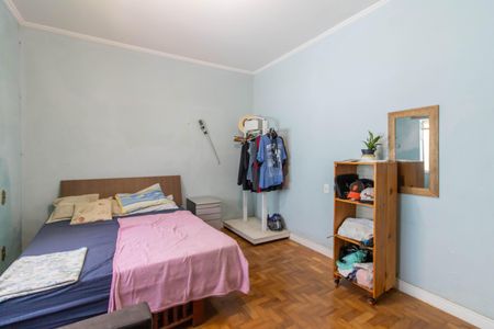 Casa para alugar com 250m², 3 quartos e 3 vagas Casa para alugar com 250m², 3 quartos e 3 vagasQuarto 1