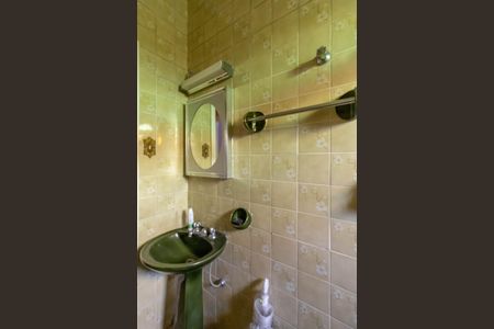 Casa para alugar com 250m², 3 quartos e 3 vagas Casa para alugar com 250m², 3 quartos e 3 vagasSuíte