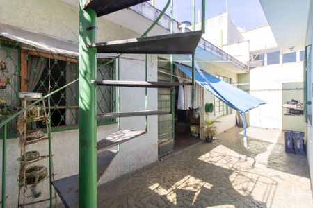 Casa para alugar com 250m², 3 quartos e 3 vagas Casa para alugar com 250m², 3 quartos e 3 vagasArea Externa