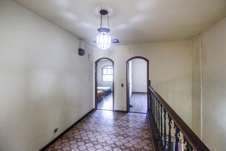 Casa de condomínio à venda com 385m², 4 quartos e 1 vaga Casa de condomínio à venda com 385m², 4 quartos e 1 vagaCorredor