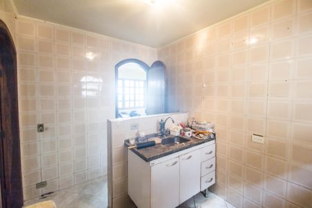 Casa de condomínio à venda com 385m², 4 quartos e 1 vaga Casa de condomínio à venda com 385m², 4 quartos e 1 vagaÁrea de Serviço