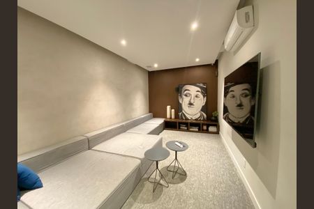 Apartamento à venda com 34m², 2 quartos e sem vagaÁrea comum