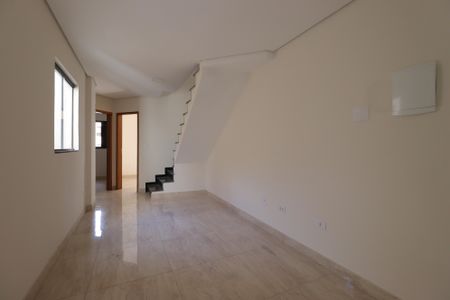 Sala de apartamento à venda com 2 quartos, 90m² em Vila Humaita, Santo André