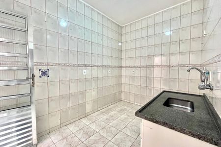 Casa à venda com 100m², 4 quartos e 1 vaga Casa à venda com 100m², 4 quartos e 1 vagaEdícula