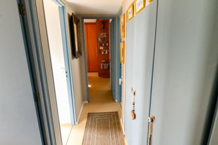 Apartamento à venda com 96m², 3 quartos e 1 vagaarmários corredor