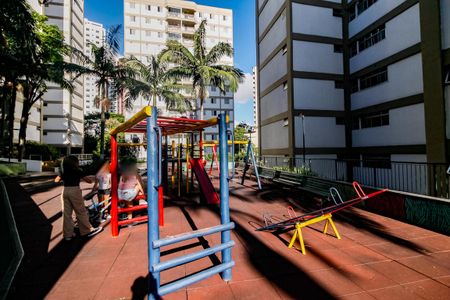 Apartamento à venda com 96m², 3 quartos e 1 vagaÁrea comum - Playground