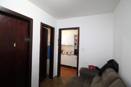 Casa à venda com 316m², 6 quartos e 2 vagasCasa 2 - Sala