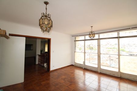 Casa à venda com 316m², 6 quartos e 2 vagasSala 2