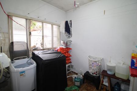 Casa à venda com 316m², 6 quartos e 2 vagasÁrea de Serviço