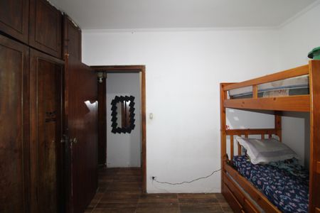 Casa à venda com 316m², 6 quartos e 2 vagasQuarto 2