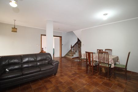 Casa à venda com 316m², 6 quartos e 2 vagasSala