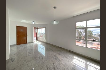 Sala de apartamento à venda com 3 quartos, 116m² em Sion, Belo Horizonte