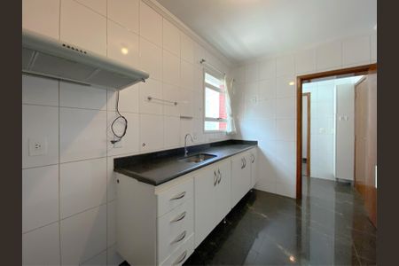 Apartamento à venda com 116m², 3 quartos e 2 vagas Apartamento à venda com 116m², 3 quartos e 2 vagasCozinha