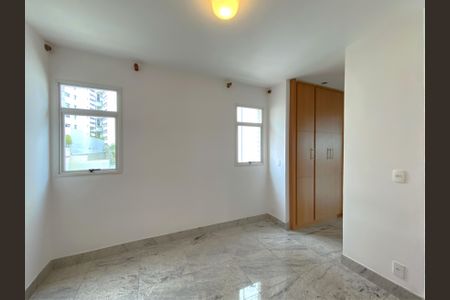 Apartamento à venda com 116m², 3 quartos e 2 vagas Apartamento à venda com 116m², 3 quartos e 2 vagasSala de Estar