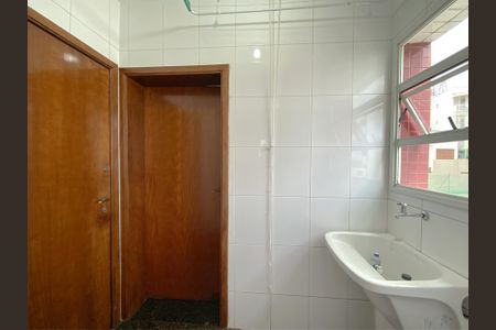 Apartamento à venda com 116m², 3 quartos e 2 vagas Apartamento à venda com 116m², 3 quartos e 2 vagasÁrea de Serviço