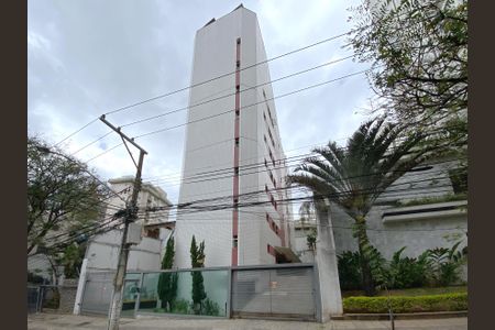 Apartamento à venda com 116m², 3 quartos e 2 vagas Apartamento à venda com 116m², 3 quartos e 2 vagasFachada