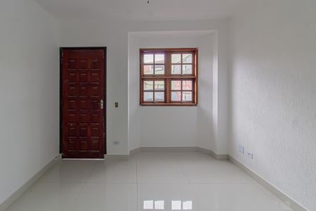 Casa de condomínio à venda com 70m², 2 quartos e 2 vagas Casa de condomínio à venda com 70m², 2 quartos e 2 vagasSala