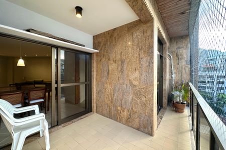 Apartamento à venda com 66m², 1 quarto e 1 vaga Apartamento à venda com 66m², 1 quarto e 1 vagaVaranda da Sala