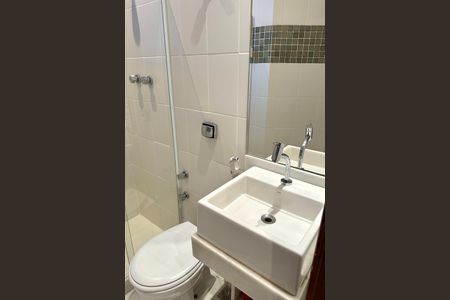 Apartamento à venda com 66m², 1 quarto e 1 vaga Apartamento à venda com 66m², 1 quarto e 1 vagaBanheiro Social