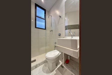 Apartamento à venda com 66m², 1 quarto e 1 vaga Apartamento à venda com 66m², 1 quarto e 1 vagaBanheiro Social