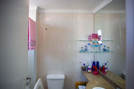 Apartamento à venda com 69m², 3 quartos e 2 vagasBanheiro da Suíte