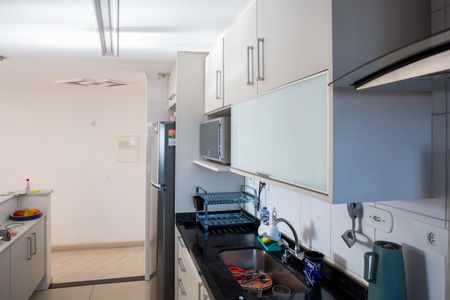 Apartamento à venda com 69m², 3 quartos e 2 vagasCozinha