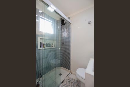 Apartamento à venda com 60m², 2 quartos e 1 vaga Apartamento à venda com 60m², 2 quartos e 1 vagaBanheiro da Suíte