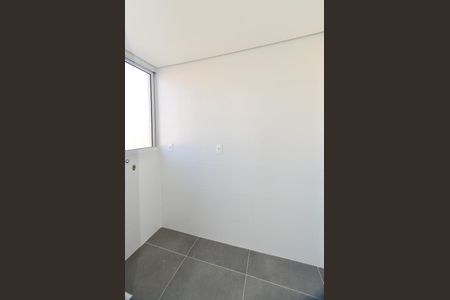 Apartamento à venda com 58m², 2 quartos e 2 vagas Apartamento à venda com 58m², 2 quartos e 2 vagasÁrea de Serviço