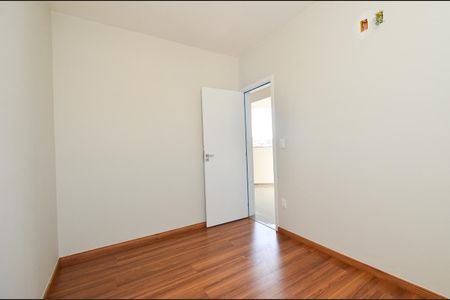Apartamento à venda com 58m², 2 quartos e 2 vagas Apartamento à venda com 58m², 2 quartos e 2 vagasQuarto