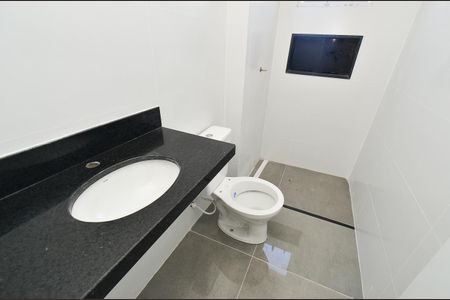 Apartamento à venda com 58m², 2 quartos e 2 vagas Apartamento à venda com 58m², 2 quartos e 2 vagasBanheiro Social