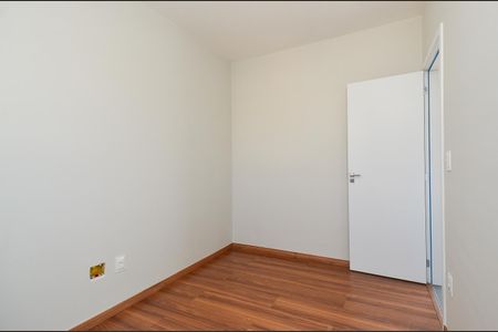 Apartamento à venda com 58m², 2 quartos e 2 vagas Apartamento à venda com 58m², 2 quartos e 2 vagasQuarto
