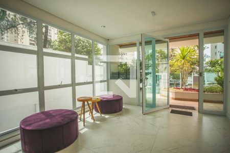 Apartamento à venda com 72m², 2 quartos e 2 vagas Apartamento à venda com 72m², 2 quartos e 2 vagasHall de entrada