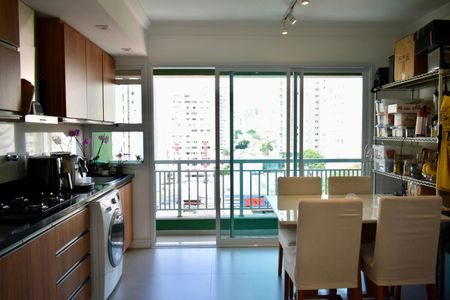 Apartamento à venda com 72m², 2 quartos e 2 vagas Apartamento à venda com 72m², 2 quartos e 2 vagasCozinha