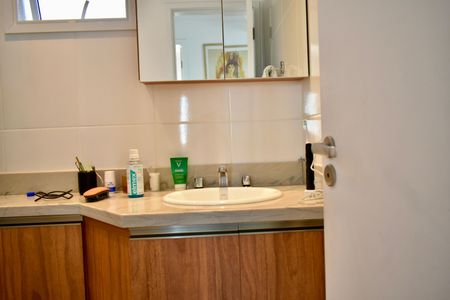 Apartamento à venda com 72m², 2 quartos e 2 vagas Apartamento à venda com 72m², 2 quartos e 2 vagasBanheiro Social