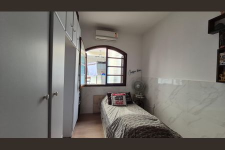 Casa à venda com 227m², 3 quartos e 4 vagas Casa à venda com 227m², 3 quartos e 4 vagasQuarto 1