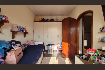 Casa à venda com 227m², 3 quartos e 4 vagas Casa à venda com 227m², 3 quartos e 4 vagasQuarto de Serviço 2