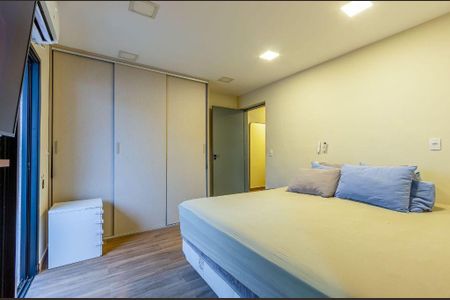 Casa à venda com 3 quartos, 200m² em Santo Amaro, São Paulo
