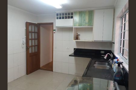 Casa à venda com 3 quartos, 170m² em Jardim Olympia, São Paulo