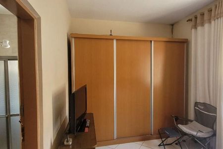Casa à venda com 3 quartos, 169m² em Vila Sonia, São Paulo