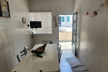 Casa à venda com 169m², 3 quartos e 3 vagas