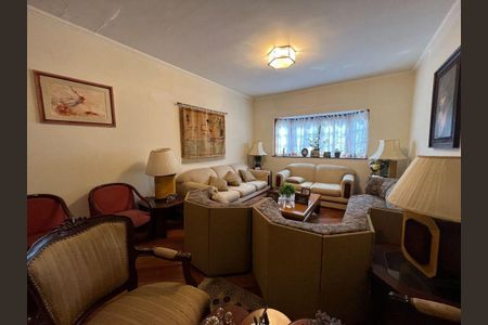 Casa à venda com 3 quartos, 260m² em Jardim Peri Peri, São Paulo
