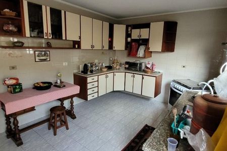 Casa à venda com 197m², 3 quartos e 4 vagas